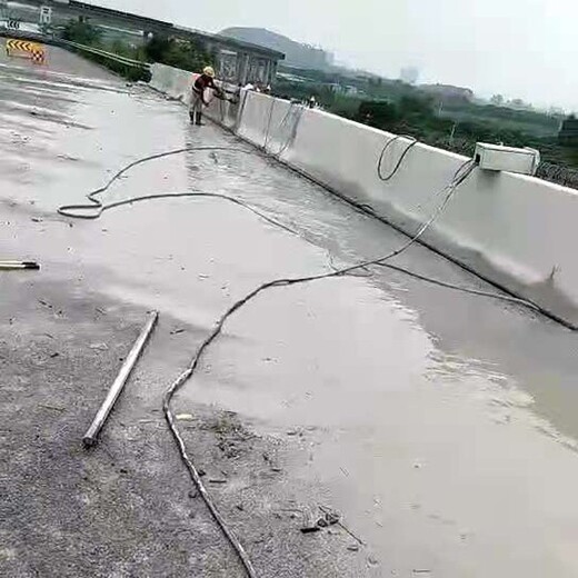 深圳光明新区墙面支撑梁拆除价格,马路切割工程承包