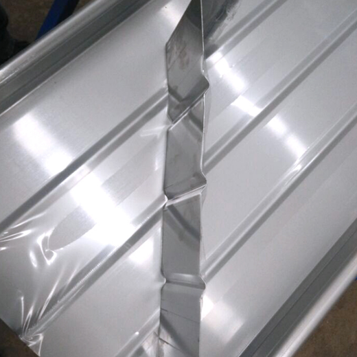 供应铝镁锰合金屋面板品牌