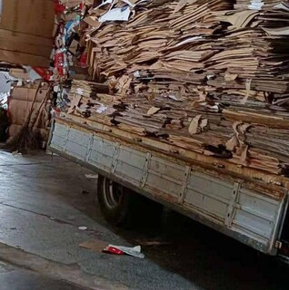 上海回收医院废纸箱旧废纸箱回收纸板回收书本纸回收工厂废纸图片2