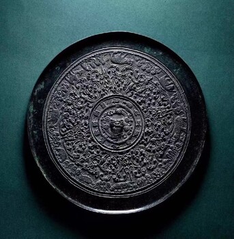 漢代四乳禽獸紋鏡現(xiàn)金交易,銅鏡快速成交