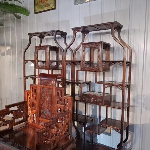 青岛自然美王义红木大红酸枝博古架身份象征,济宁红木家具