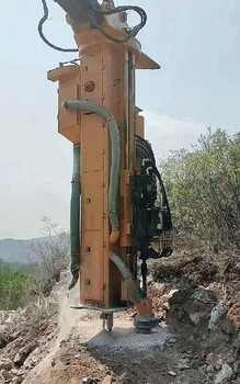重庆秀山大型矿用开山机钻劈一体机