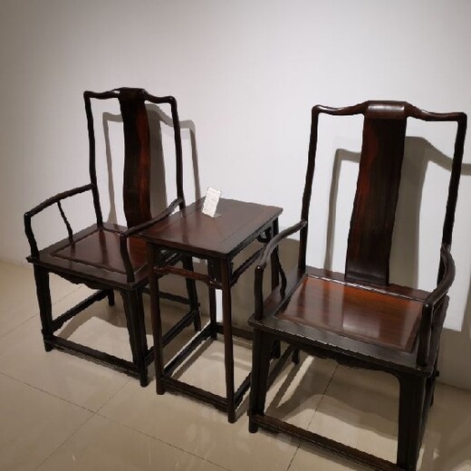 山东考究王义红木红木圈椅质地细腻,缅甸花梨圈椅