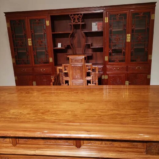 交趾黄檀家具的价格图片深雕细雕缅甸花梨办公桌,大红酸枝办公桌