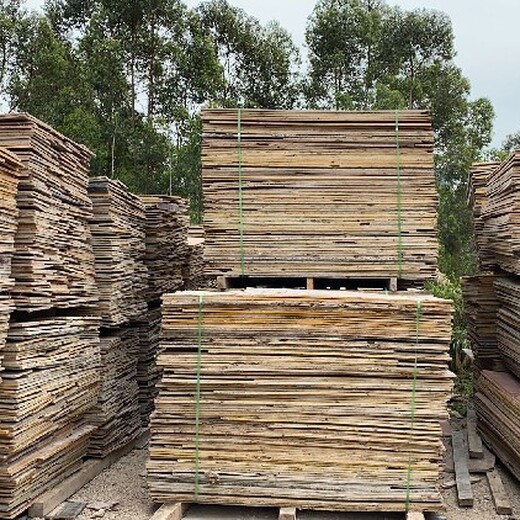 广宁县建筑模板回收多少钱一吨
