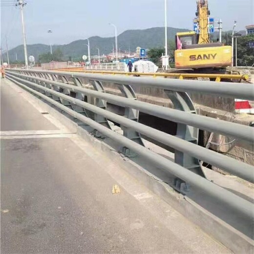 济南桥梁护栏多少钱一米