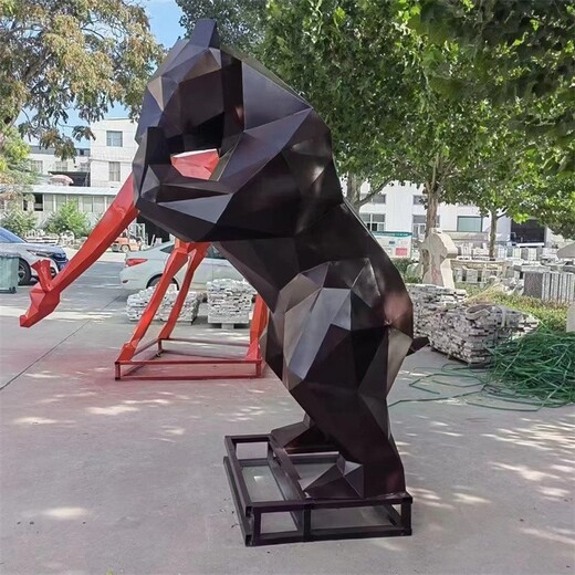 北京公园动物雕塑,几何动物雕塑