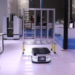 蓝芯科技智能搬运机器人,江西AGV小车租赁