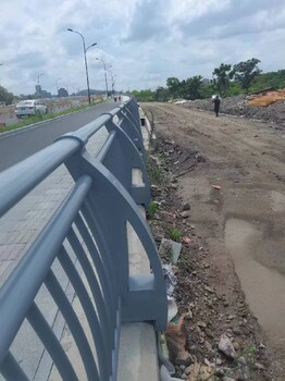 闸北河道护栏报价