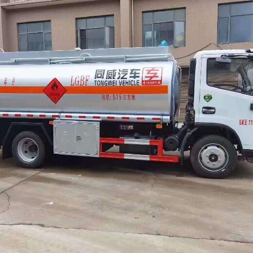 杭州供应同威国六油罐车规格型号