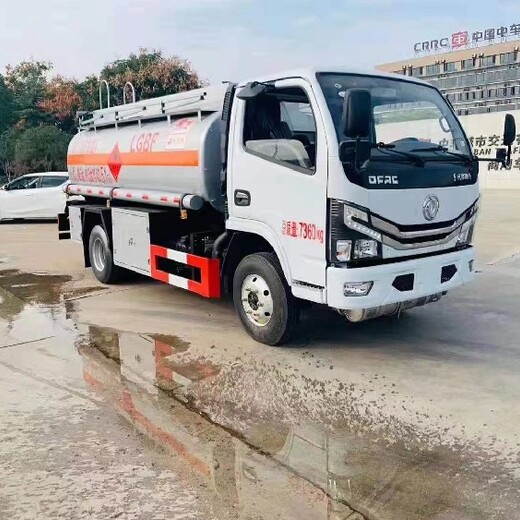 南京生产成龙威国六油罐车