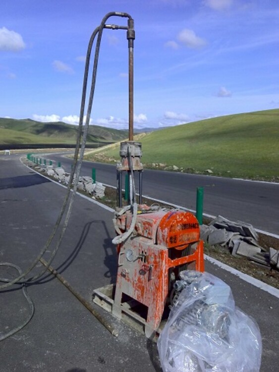 道路回填土下沉灌浆