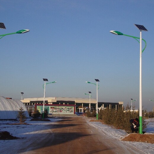 锡林郭勒盟户外加元村委会太阳能路灯型号,LED路灯