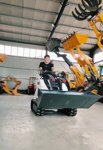 青海中首重工多功能滑移装载机培训微小型铲车装载机