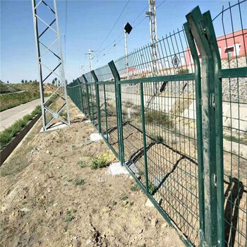 苏州生产铁路防护栅栏