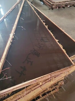 山西长治供应同正桥梁竹胶板规格,建筑竹模板
