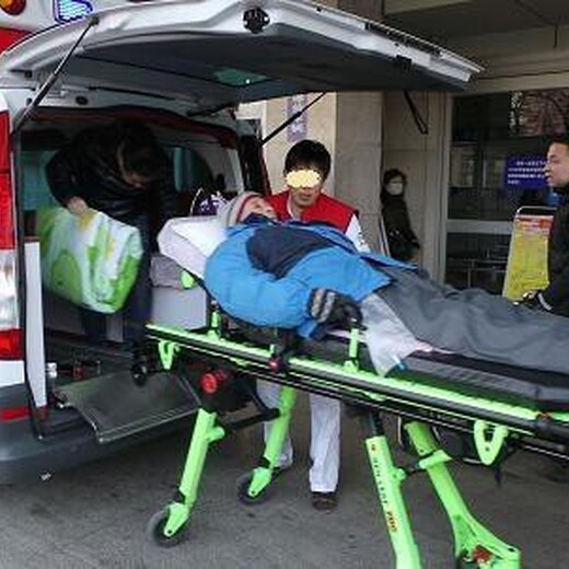 北京出院危重患者出院回家120救护车救护车转运10分钟,长途救护车
