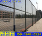 清遠體育館護欄網室外籃球場圍欄包安裝價格綠色噴塑勾花網護欄