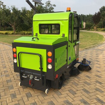 珠海奥诺邦LB-1900中型驾驶式扫地车电动扫地机物业吸尘扫路机