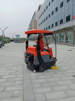 深圳柳宝LB-1460小型扫路车工业商场车间物业小区商用扫地车