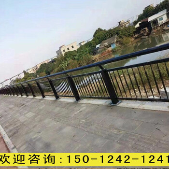 深圳人行道隔离栏镀锌公路人行道防护栏中山围栏