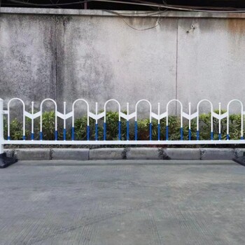 广东佛山马路中间隔离护栏京式道路护栏锌钢公路隔离栏厂家