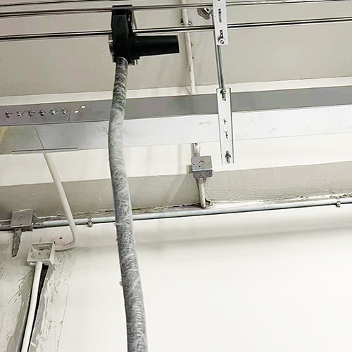 空中实验室气体管道悬挂式自动焊机.jpg