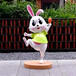 广州玻璃钢兔子雕塑吉祥物卡通兔造型摆件