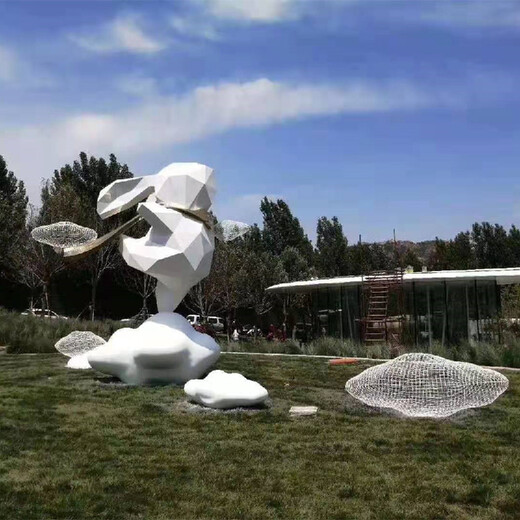 玻璃钢几何兔子雕塑，切面兔子雕塑定制厂家