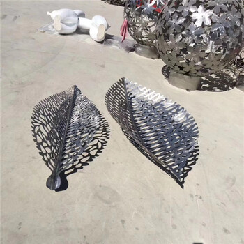 不銹鋼樹葉雕塑，鏤空葉子雕塑定制