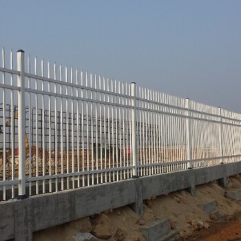 广州小区铁艺围栏款式定做厂家南沙工厂外墙通透栏杆价格