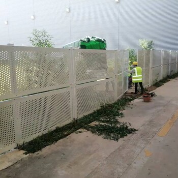 惠州冲孔板围挡工地临时围蔽2米高穿孔冲孔护栏网