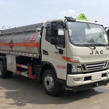 国六江淮8吨油罐车加油车