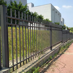 佛山市工业区围墙护栏物流园防盗锌钢栅栏连州市透景栏杆价格
