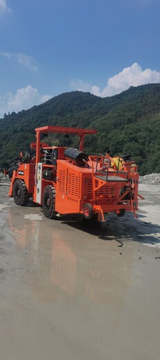 鑫通机械DL2中深孔凿岩台车采矿设备