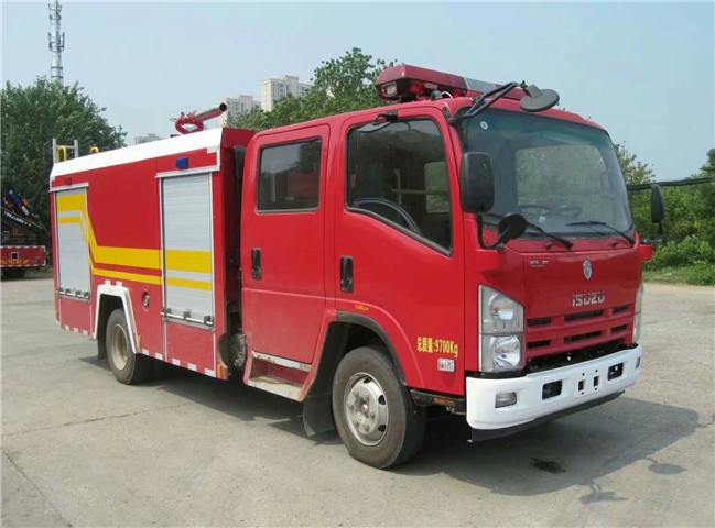 天錦東風大型消防車15噸