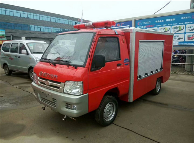 天錦東風大型消防車15噸