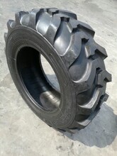 厂家10.5/80-18两头忙轮胎工程轮胎铲车胎图片