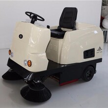 怀化柳宝LB-1520电动扫地车物业道路小型驾驶式扫地机工业环卫车
