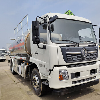 東風天錦加油車，康明斯210馬力，廠家價格