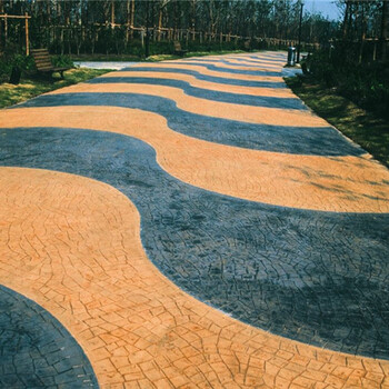 南通道路彩色噴繪鄉(xiāng)村路面