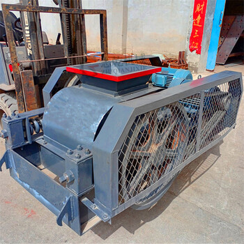 礦石對(duì)輥破碎機(jī),煤礦用對(duì)輥破碎機(jī),金剛石粉碎機(jī)廠家