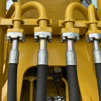 濟寧高松機械供應小松D155A-6R散熱器到動力組液壓管17A-49-41752