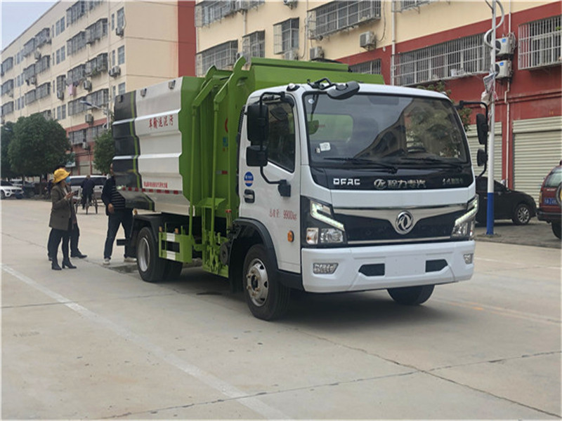 新疆阿泰勒生活垃圾高压疏通清淤车操作
