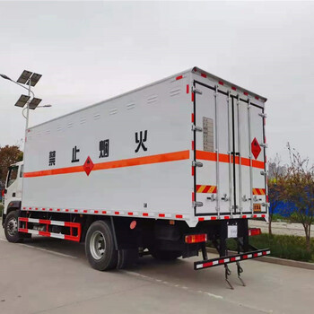 銅川危險(xiǎn)品鋼瓶液化氣罐危貨車(chē)