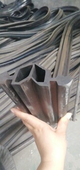 北京市TSSF60型橋梁伸縮縫防水橡膠條更換