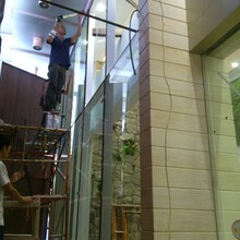 辦公樓外墻玻璃更換寫字樓玻璃改開窗大廈4S玻璃更換