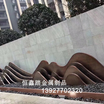 重庆景观抽象不锈钢假山定制不锈钢山形雕塑展示雕塑的艺术生命