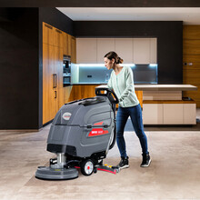 济南电瓶式洗地机适合各种地面清洁自动洗地机图片