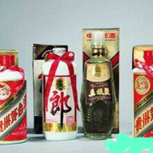 上海茅台酒回收五粮液白酒各种陈年白酒收购来电